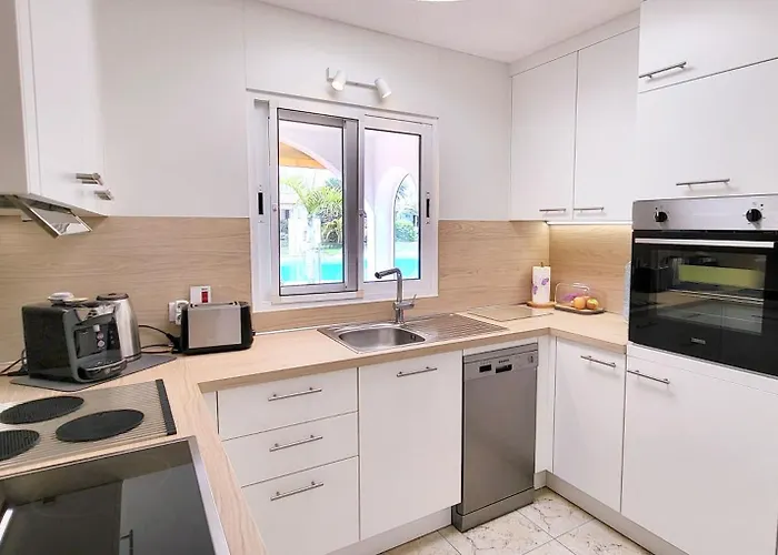 Sunnypalms Casa Mar 22 *